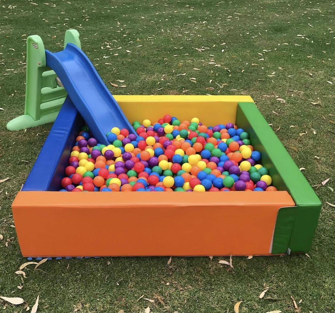 1.8m x1.8m BallPit andSlide