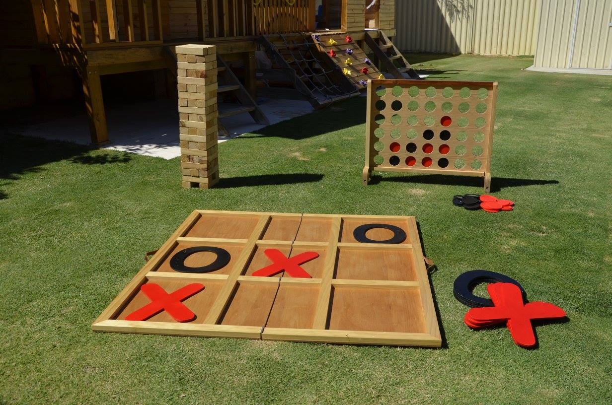 wooden giant 4, giant tic tac toe & mega tower (85cm tall at the start of the game)