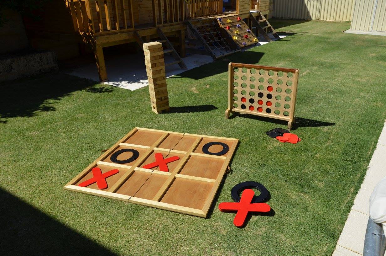 wooden giant 4, giant tic tac toe & mega tower (85cm tall at the start of the game)